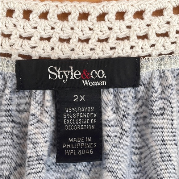 Style & Co. Blue and White Paisley Blouse Relaxed Fit - Picture 2 of 8